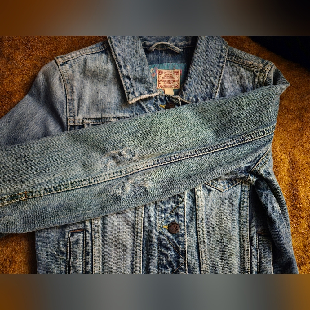 A&F VINTAGE Y2K MEDIUM DENIM JACKET - Picture 3 of 13